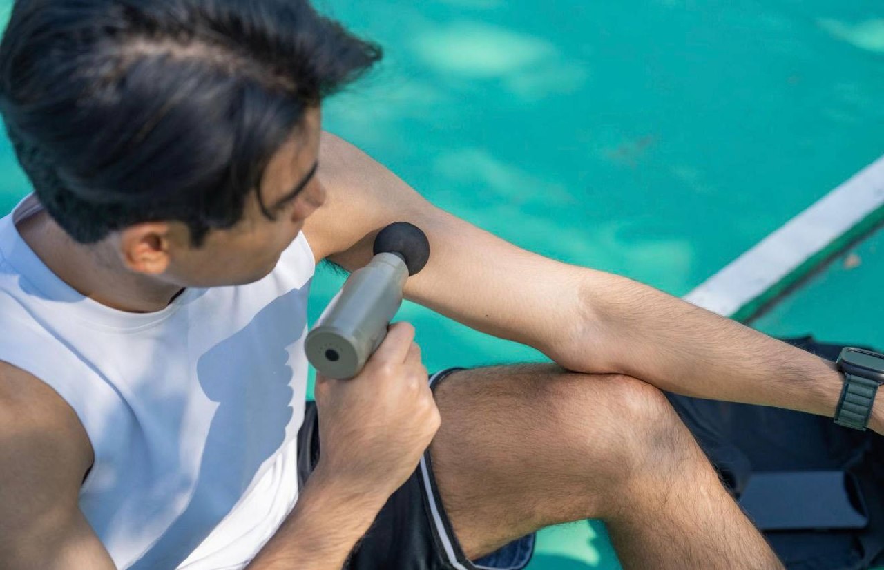 Myofascial Release Is Everywhere Right Now — But Here’s What It Actually Does (and Doesn’t Do)